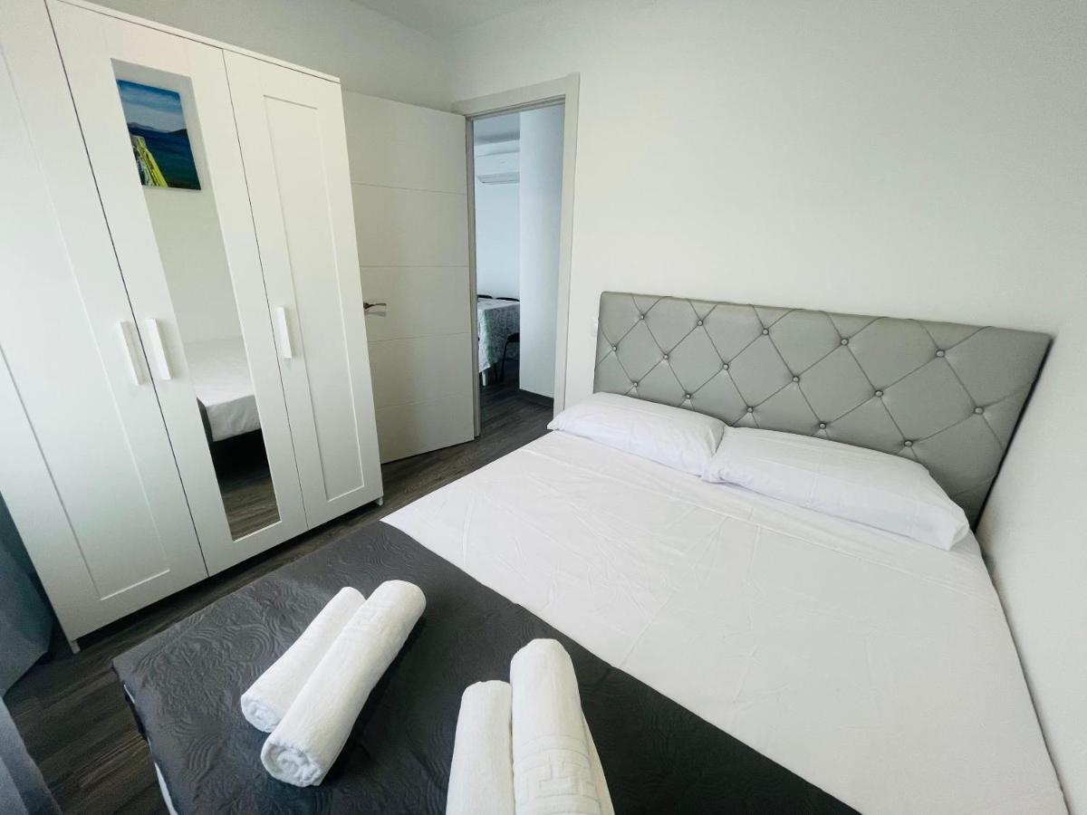 Barca 5 New Beach Apartment San Adrián de Besós Zewnętrze zdjęcie