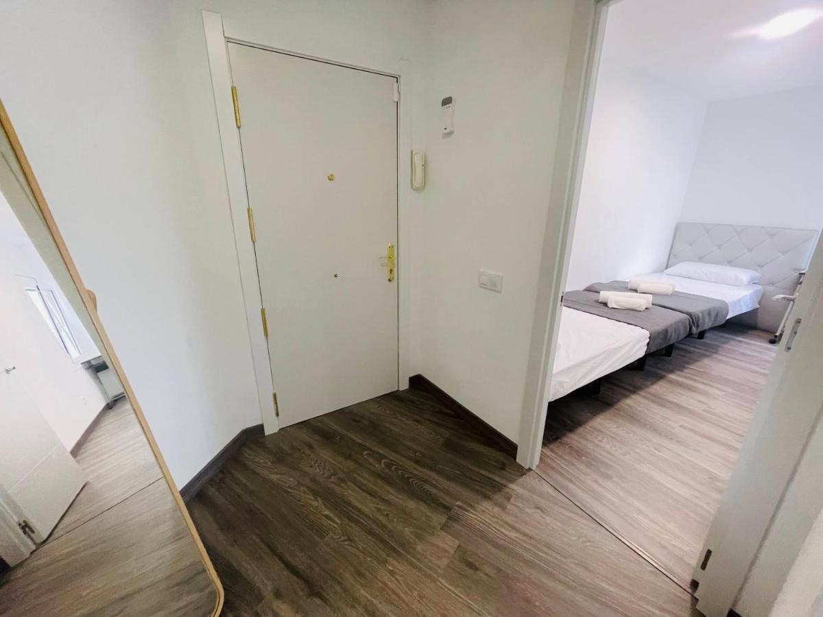 Barca 5 New Beach Apartment San Adrián de Besós Zewnętrze zdjęcie